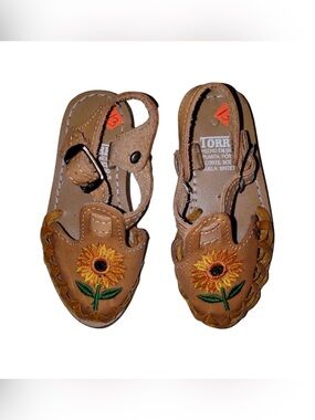 NEW Toddler Girl Tan Sunflower Embroidered Huarache Sandals